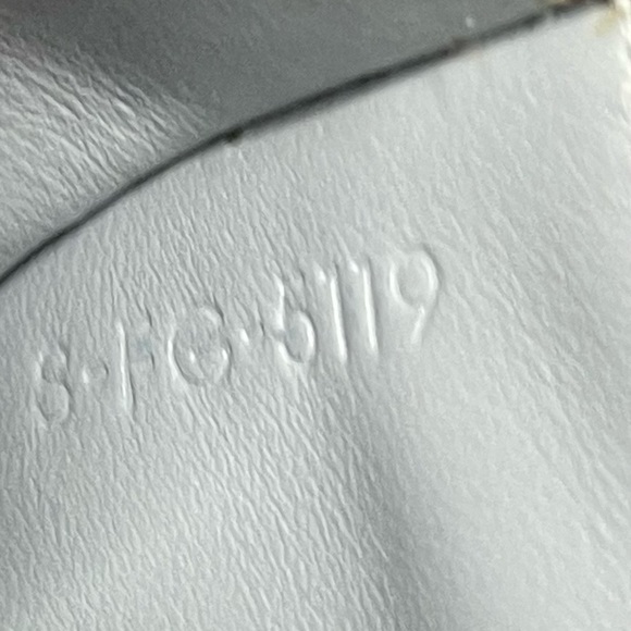 Celine Small Trifold Wallet Color gray - Picture 14 of 16